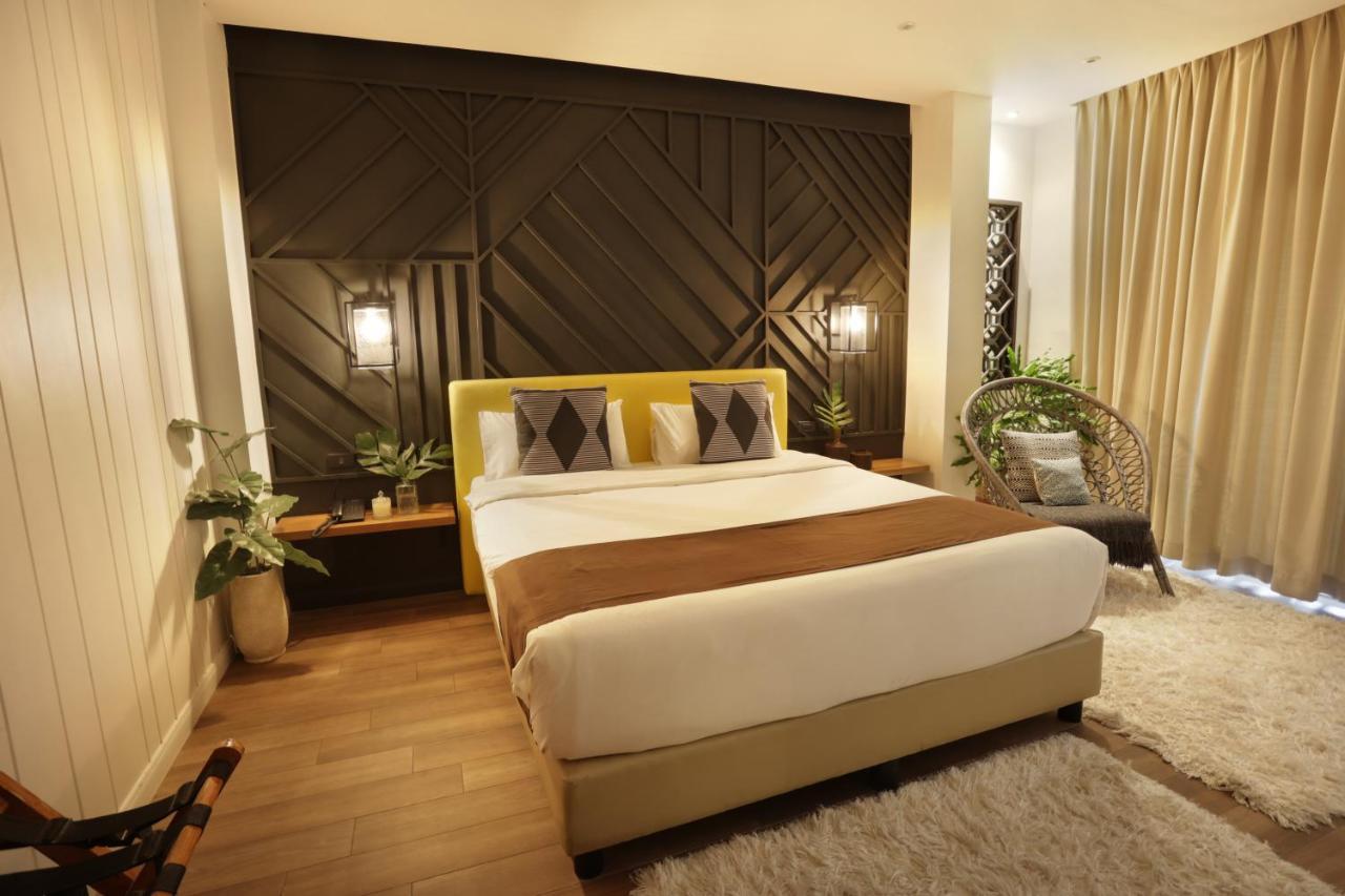 The Bourke Hotel Davao City Екстериор снимка