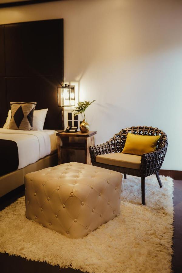 The Bourke Hotel Davao City Екстериор снимка
