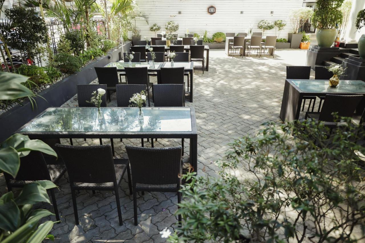 The Bourke Hotel Davao City Екстериор снимка